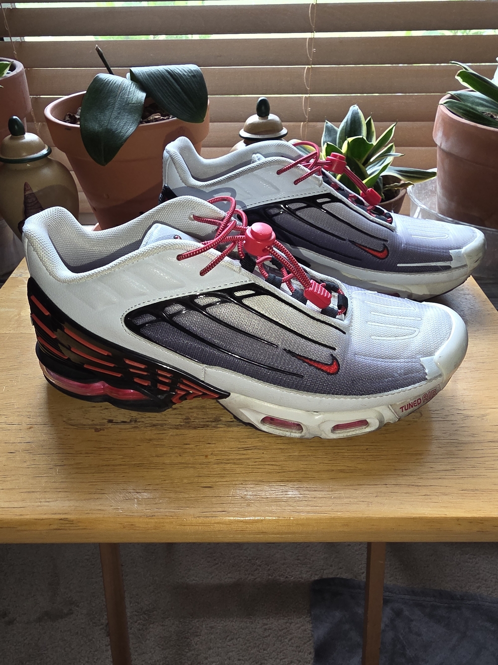Nike Men’s Tn Air Sneakers